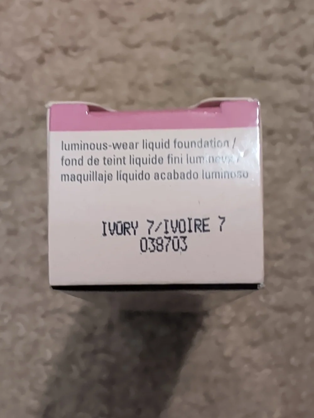 Luminous-Wear Liquid Foundation - Ivory 7